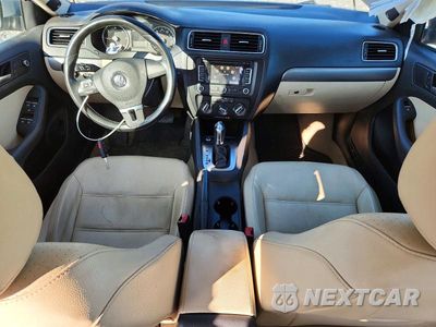 Zdjęcie 8 z 12 samochodu: 2013 VOLKSWAGEN JETTA TDI VIN:3VWLL7AJ0DM244316 - miniatura