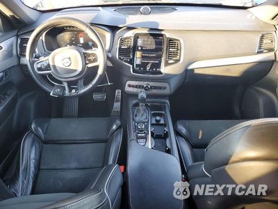 Zdjęcie 8 z 14 samochodu: 2017 VOLVO XC90 T6 VIN:YV4A22PM6H1167341 - miniatura