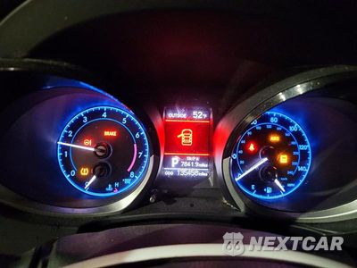 Zdjęcie 9 z 12 samochodu: 2016 TOYOTA COROLLA S PLUS VIN:5YFBURHE3GP479001 - miniatura