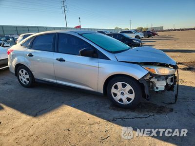 Czwarte zdjęcie samochodu z boku: 2017 FORD FOCUS S VIN:1FADP3E24HL342978 - miniatura