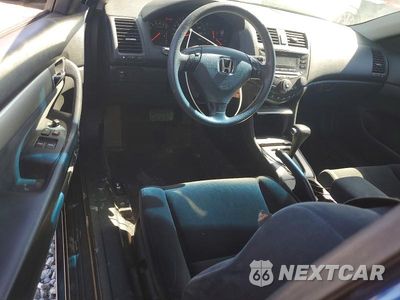 Zdjęcie 8 z 12 samochodu: 2003 HONDA ACCORD EX VIN:1HGCM72623A013277 - miniatura