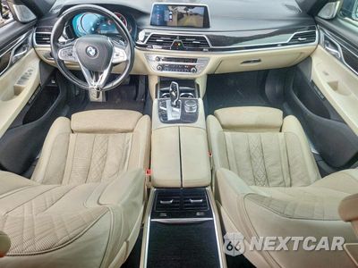 Zdjęcie 8 z 12 samochodu: 2016 BMW 750 XI VIN:WBA7F2C51GG417433 - miniatura