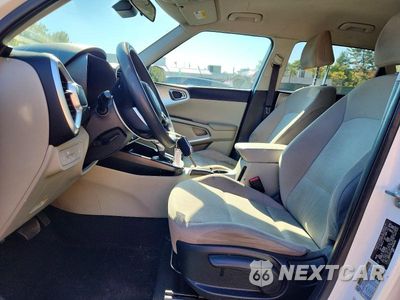 Zdjęcie 7 z 13 samochodu: 2022 KIA SOUL LX VIN:KNDJ23AU8N7834646 - miniatura