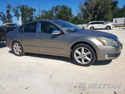 Czwarte zdjęcie samochodu z boku: 2004 NISSAN MAXIMA 3.5 SE VIN:1N4BA41E04C885088 - miniatura