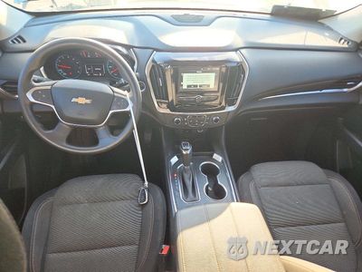 Zdjęcie 8 z 13 samochodu: 2019 CHEVROLET TRAVERSE LS VIN:1GNERFKW7KJ147324 - miniatura