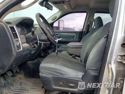 Zdjęcie 7 z 12 samochodu: 2014 RAM 2500 SLT VIN:3C6UR5DL8EG148402 - miniatura