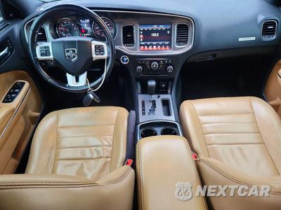 Zdjęcie 8 z 13 samochodu: 2011 DODGE CHARGER R/T VIN:2B3CL5CT2BH509420 - miniatura