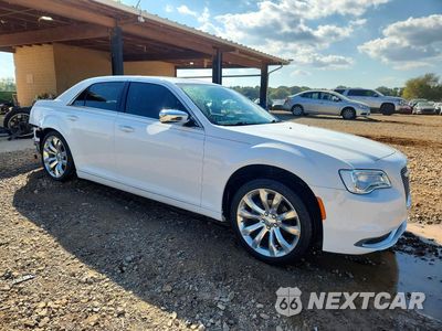 Czwarte zdjęcie samochodu z boku: 2019 CHRYSLER 300 TOURING VIN:2C3CCAAG2KH760875 - miniatura