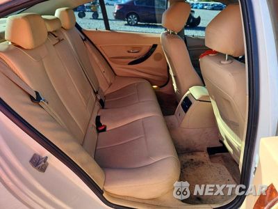 Zdjęcie 10 z 12 samochodu: 2014 BMW 328 I VIN:WBA3A5G52ENP33215 - miniatura