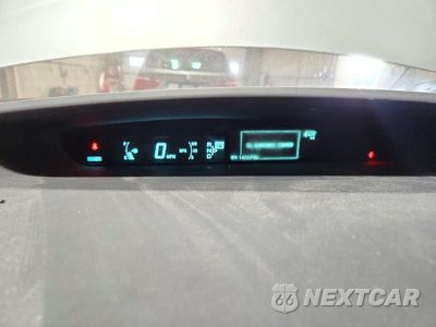 Zdjęcie 9 z 12 samochodu: 2010 TOYOTA PRIUS III VIN:JTDKN3DUXA0093233 - miniatura