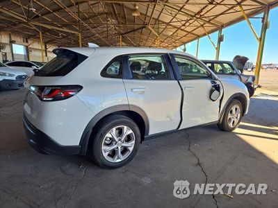 Trzecie zdjęcie samochodu z tyłu: 2024 HONDA HR-V VIN:3CZRZ2H32RM712053 - miniatura