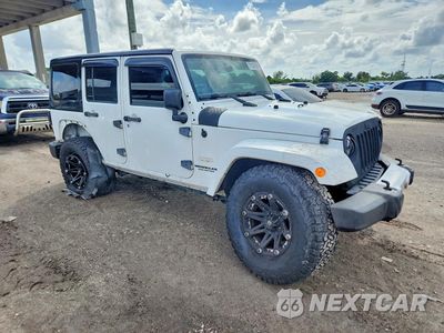 Czwarte zdjęcie samochodu z boku: 2013 JEEP WRANGLER UNLIMITED SAHARA VIN:1C4BJWEG0DL603873 - miniatura
