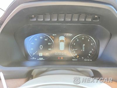 Zdjęcie 9 z 12 samochodu: 2016 VOLVO XC90 T6 VIN:YV4A22PL1G1017921 - miniatura