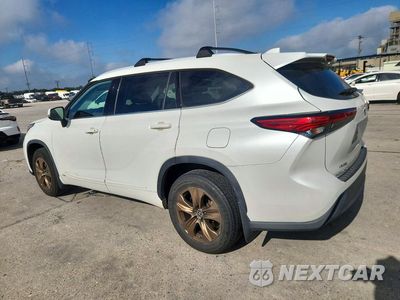 Drugie zdjęcie samochodu z przodu: 2022 TOYOTA HIGHLANDER HYBRID BRONZE EDITION VIN:5TDABRCH4NS547099 - miniatura