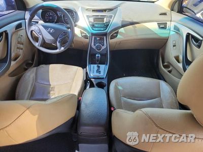 Zdjęcie 8 z 12 samochodu: 2013 HYUNDAI ELANTRA LIMITED VIN:5NPDH4AE7DH251909 - miniatura