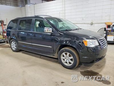 Czwarte zdjęcie samochodu z boku: 2010 CHRYSLER TOWN & COUNTRY TOURING PLUS VIN:2A4RR8D17AR400055 - miniatura
