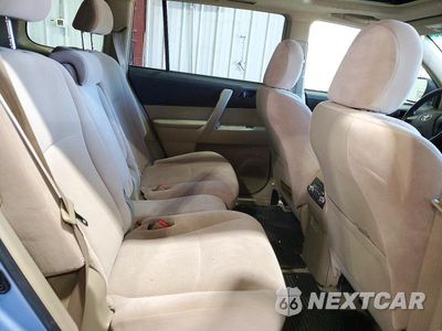 Zdjęcie 11 z 13 samochodu: 2008 TOYOTA HIGHLANDER BASE VIN:JTEES41A082098490 - miniatura