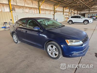 Czwarte zdjęcie samochodu z boku: 2013 VOLKSWAGEN JETTA TDI VIN:3VWLL7AJ5DM285492 - miniatura