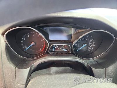 Zdjęcie 9 z 13 samochodu: 2016 FORD FOCUS SE VIN:1FADP3K21GL294097 - miniatura