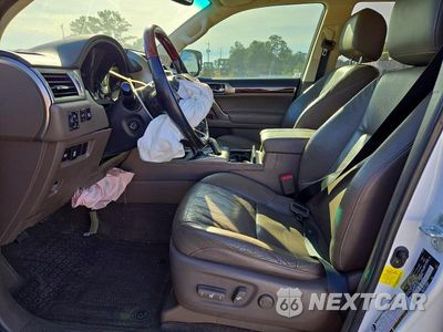 Zdjęcie 7 z 13 samochodu: 2015 LEXUS GX 460 VIN:JTJBM7FX3F5114447 - miniatura
