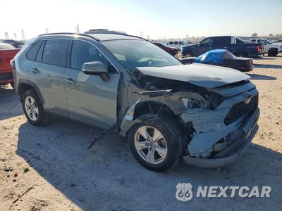 Czwarte zdjęcie samochodu z boku: 2021 TOYOTA RAV4 XLE VIN:2T3W1RFV4MW119427 - miniatura
