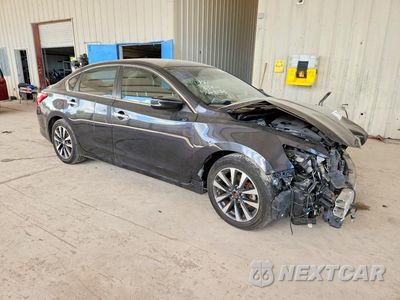 Czwarte zdjęcie samochodu z boku: 2016 NISSAN ALTIMA 2.5 SV VIN:1N4AL3AP3GC248136 - miniatura