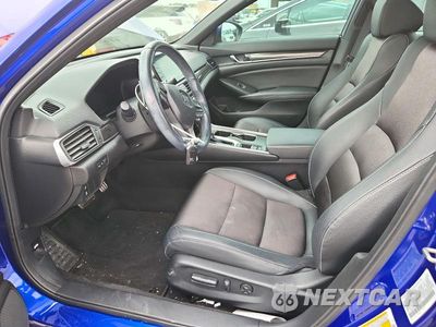 Zdjęcie 7 z 12 samochodu: 2020 HONDA ACCORD SPORT VIN:1HGCV1F32LA019185 - miniatura