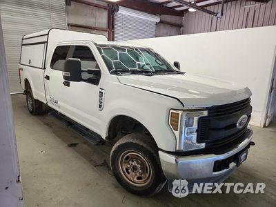 Czwarte zdjęcie samochodu z boku: 2018 FORD F250 SUPER DUTY VIN:1FT7W2B68JEC03989 - miniatura