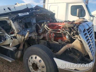Zdjęcie 10 z 12 samochodu: 2016 FREIGHTLINER CASCADIA 1 - SEMI TRUCK VIN:1FUJGEBG2GLHA7060 - miniatura