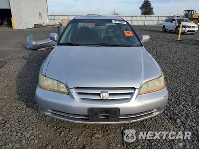 Piąte zdjęcie samochodu w środku: 2002 HONDA ACCORD EX VIN:1HGCG16502A079864 - miniatura