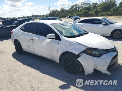 Czwarte zdjęcie samochodu z boku: 2018 TOYOTA COROLLA LE VIN:2T1BURHE0JC040300 - miniatura