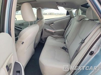 Zdjęcie 10 z 12 samochodu: 2014 TOYOTA PRIUS THREE VIN:JTDKN3DU7E1740302 - miniatura