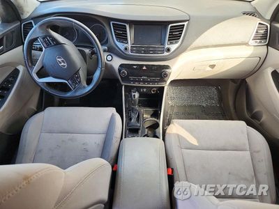 Zdjęcie 8 z 13 samochodu: 2018 HYUNDAI TUCSON VALUE VIN:KM8J33A24JU623530 - miniatura
