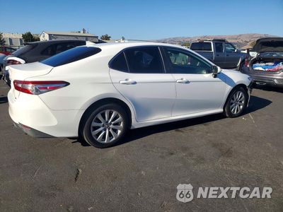 Trzecie zdjęcie samochodu z tyłu: 2019 TOYOTA CAMRY LE VIN:4T1B11HK3KU254214 - miniatura