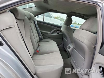 Zdjęcie 10 z 12 samochodu: 2007 TOYOTA CAMRY LE VIN:4T1BE46K07U601532 - miniatura