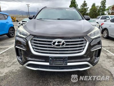 Piąte zdjęcie samochodu w środku: 2017 HYUNDAI SANTA FE SE VIN:KM8SM4HF9HU165672 - miniatura