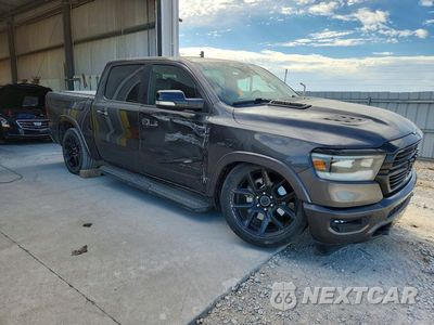 Czwarte zdjęcie samochodu z boku: 2021 RAM 1500 LARAMIE VIN:1C6SRFJT5MN580694 - miniatura
