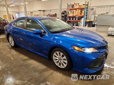 Czwarte zdjęcie samochodu z boku: 2019 TOYOTA CAMRY LE VIN:4T1B11HK9KU279537 - miniatura
