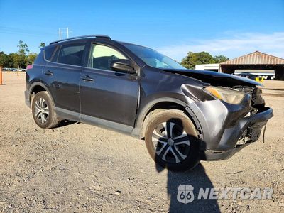 Czwarte zdjęcie samochodu z boku: 2018 TOYOTA RAV4 LE VIN:JTMZFREV0JJ206509 - miniatura