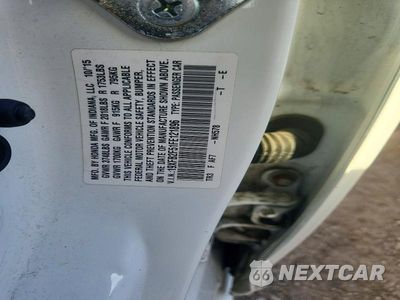Zdjęcie 13 z 13 samochodu: 2015 HONDA CIVIC LX VIN:19XFB2F51FE121896 - miniatura