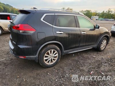 Trzecie zdjęcie samochodu z tyłu: 2018 NISSAN ROGUE S VIN:KNMAT2MV1JP609040 - miniatura