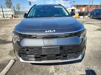 Piąte zdjęcie samochodu w środku: 2025 KIA NIRO WIND VIN:KNDCR3L16S5144473 - miniatura