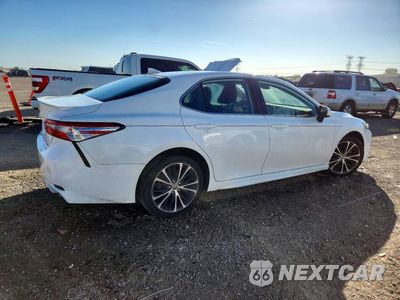 Trzecie zdjęcie samochodu z tyłu: 2020 TOYOTA CAMRY SE VIN:4T1G11AK6LU961986 - miniatura
