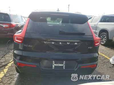 Zdjęcie 6 z 13 samochodu: 2022 VOLVO XC40 T5 R-DESIGN VIN:YV4162UM9N2791083 - miniatura