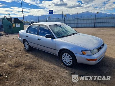 Czwarte zdjęcie samochodu z boku: 1993 TOYOTA COROLLA DX VIN:JT2AE09E4P0026480 - miniatura