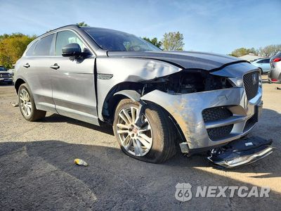 Czwarte zdjęcie samochodu z boku: 2019 JAGUAR F-PACE PRESTIGE VIN:SADCK2FN6KA607575 - miniatura