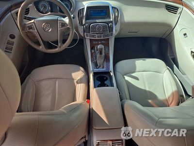 Zdjęcie 8 z 12 samochodu: 2010 BUICK LACROSSE CX VIN:1G4GB5EG4AF239749 - miniatura