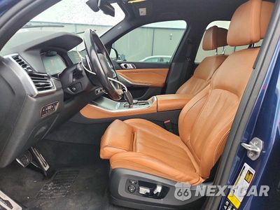 Zdjęcie 7 z 13 samochodu: 2019 BMW X5 XDRIVE50I VIN:5UXJU2C51KLN64347 - miniatura
