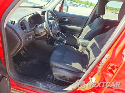 Zdjęcie 7 z 13 samochodu: 2020 JEEP RENEGADE LATITUDE VIN:ZACNJABB5LPL48170 - miniatura