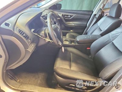 Zdjęcie 7 z 12 samochodu: 2017 NISSAN ALTIMA 2.5 SR VIN:1N4AL3AP2HC258397 - miniatura